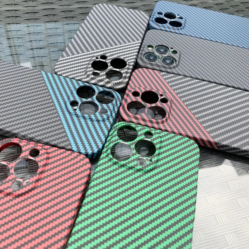 Coque mate de luxe ultra fine en fibre de carbone pour Apple iPhone | Coque rigide antichoc en PC avec protection anti-rayures et sans empreintes digitales