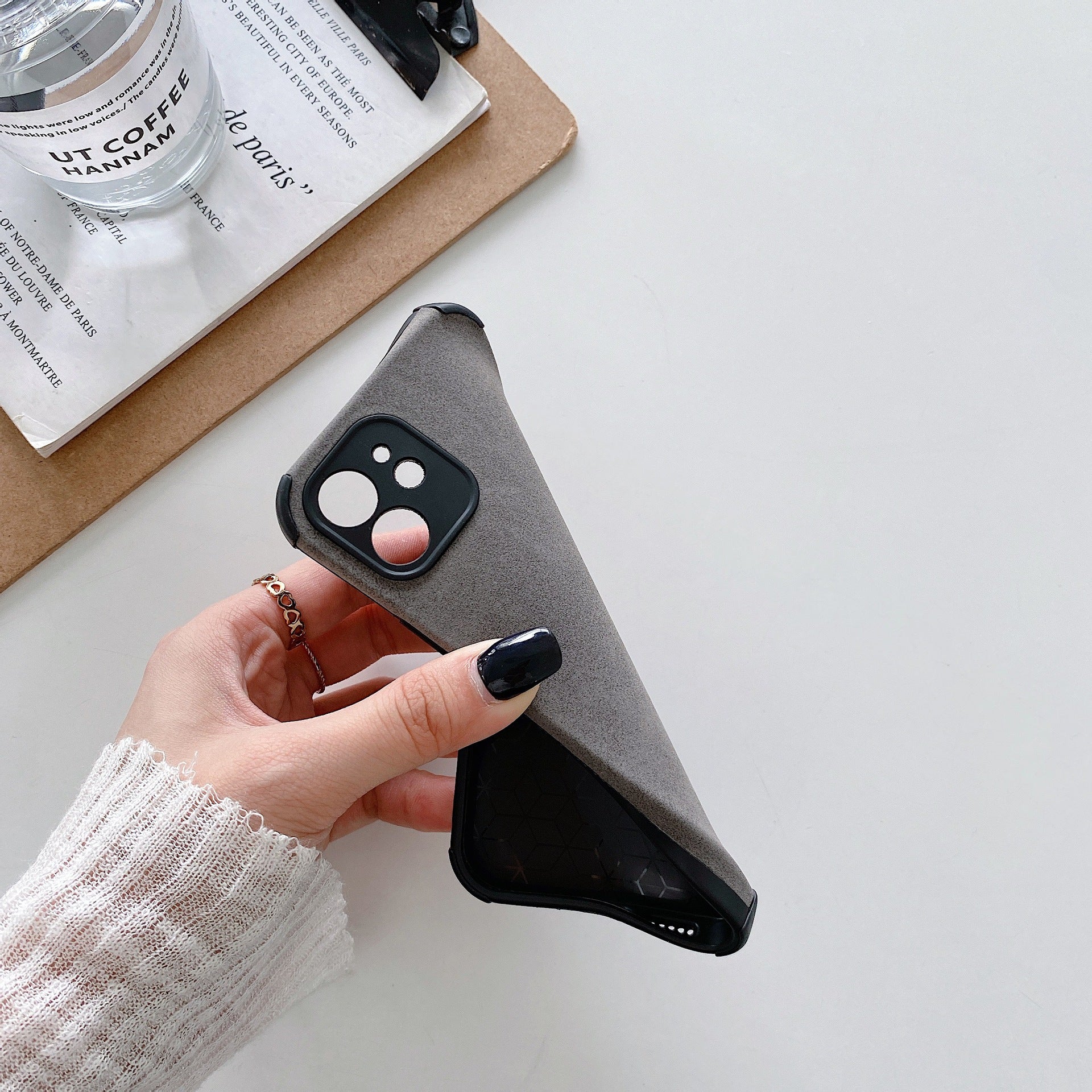 Étui Apple iPhone de luxe personnalisé en cuir d'agneau | Nom personnalisé | Étui MagSafe avec protection d'appareil photo pour iPhone 13 14 15 Pro Max Plus