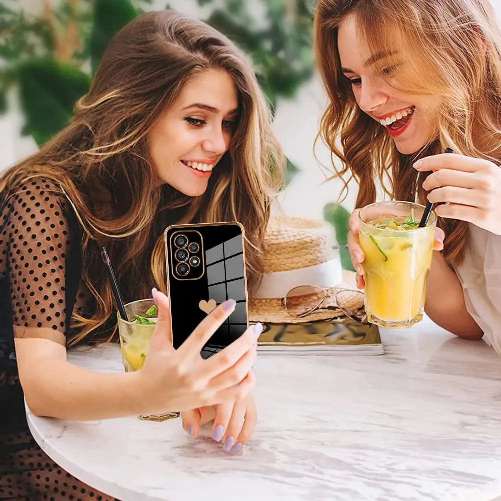 Étui pour iPhone avec dragonne et bandoulière de qualité supérieure avec revêtement de luxe en silicone souple | MagSafe Étui avec protection d'objectif d'appareil photo pour Apple iPhone 15/14/13/12 Pro Max Plus Mini – Sangle de cou, bandoulière