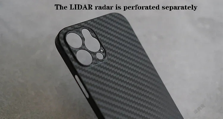 Structure en fibre de carbone Matériau TPU souple de haute qualité | Étui léger et imperméable anti-empreintes digitales et anti-rayures pour Apple iPhone et protection de l'appareil photo